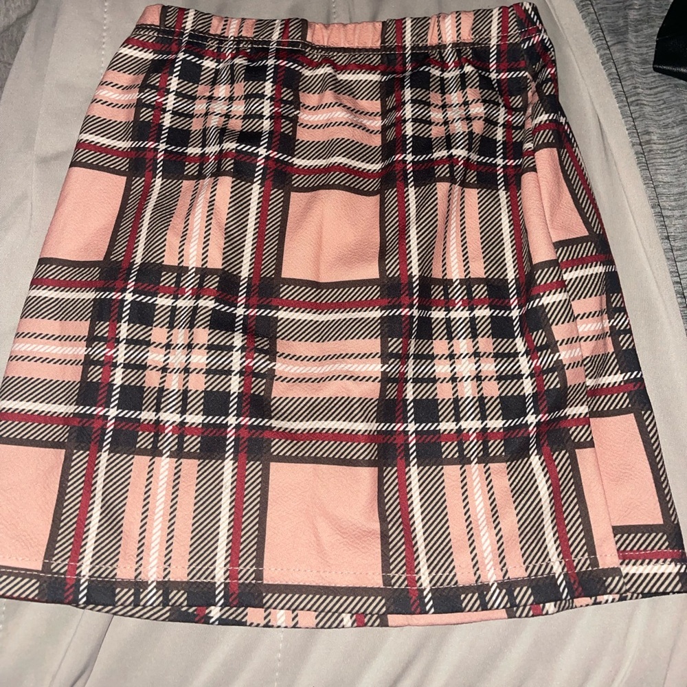 Mini skirt never worn new without tags